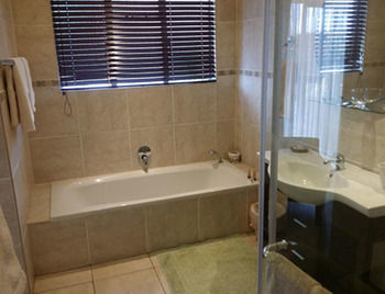 Villa Botanica Guest House Midrand Buitenkant foto